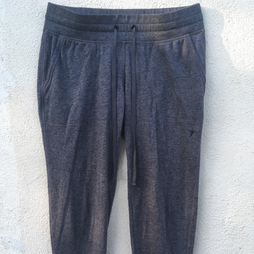 Grey Go-Dry Old Navy Sweatpants (Active wear)